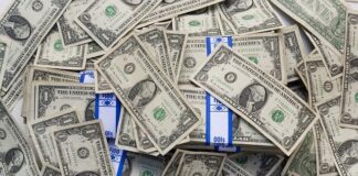 Czy bank ma prawo zabrać pieniądze z konta? Czy bank ma prawo zabrać pieniądze z konta?